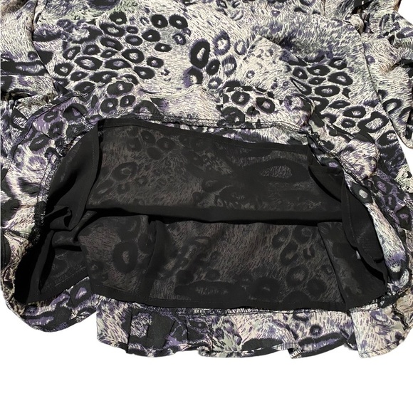 Topshop ruched mini dress in monochrome animal print like new woman’s size 10 - Picture 11 of 12